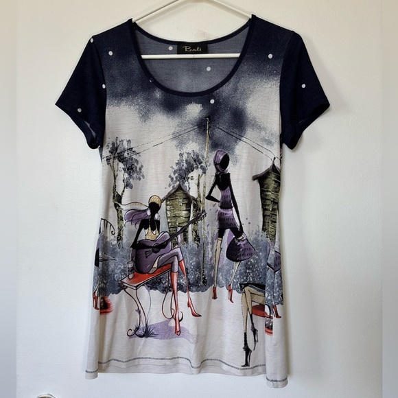 🎉4/30$🎉 Bali Vintage Artistic Print Tee - Fits Size Medium - Picture 1 of 4